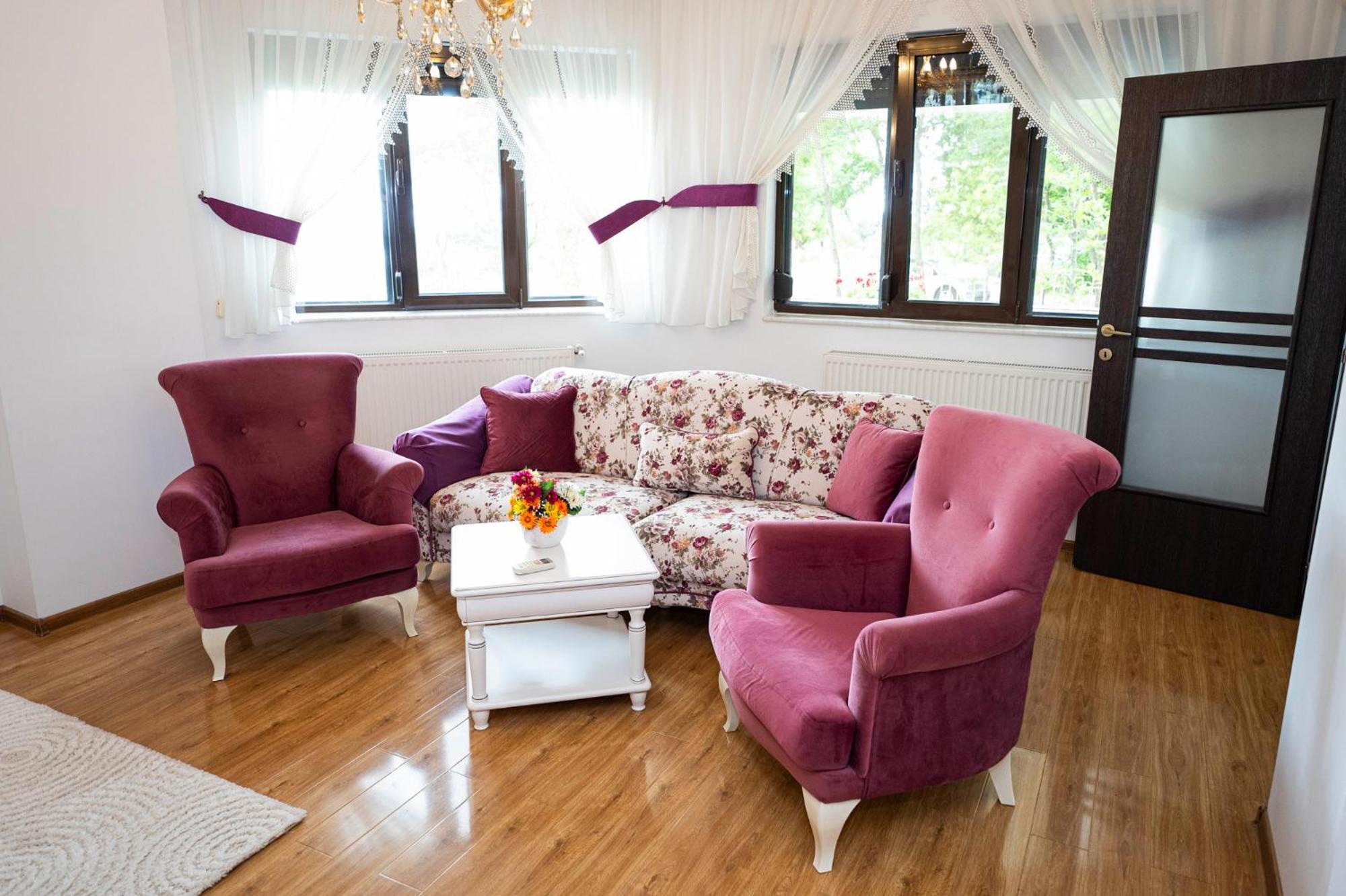 Noblesse Suite Galaţi Eksteriør billede