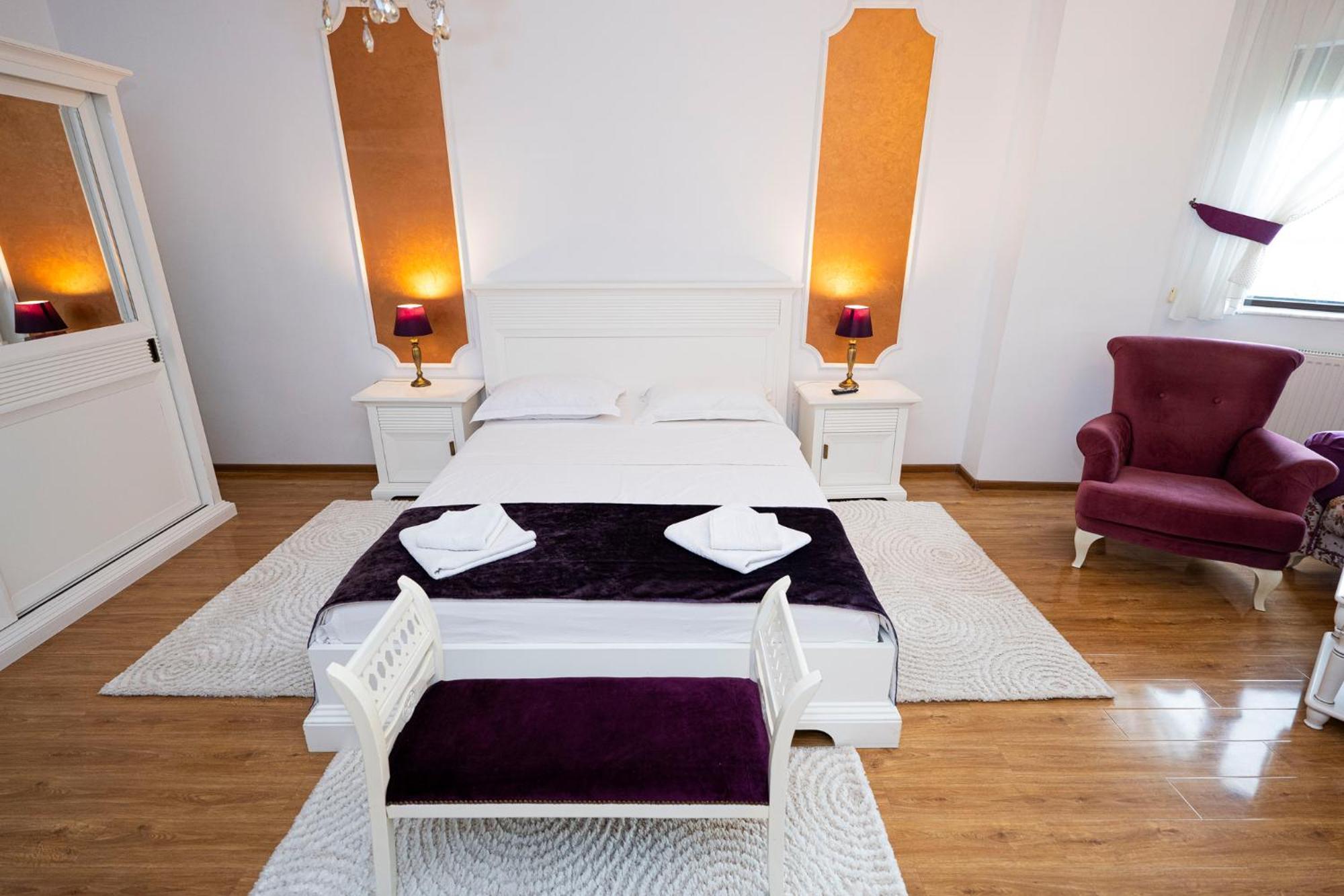 Noblesse Suite Galaţi Eksteriør billede