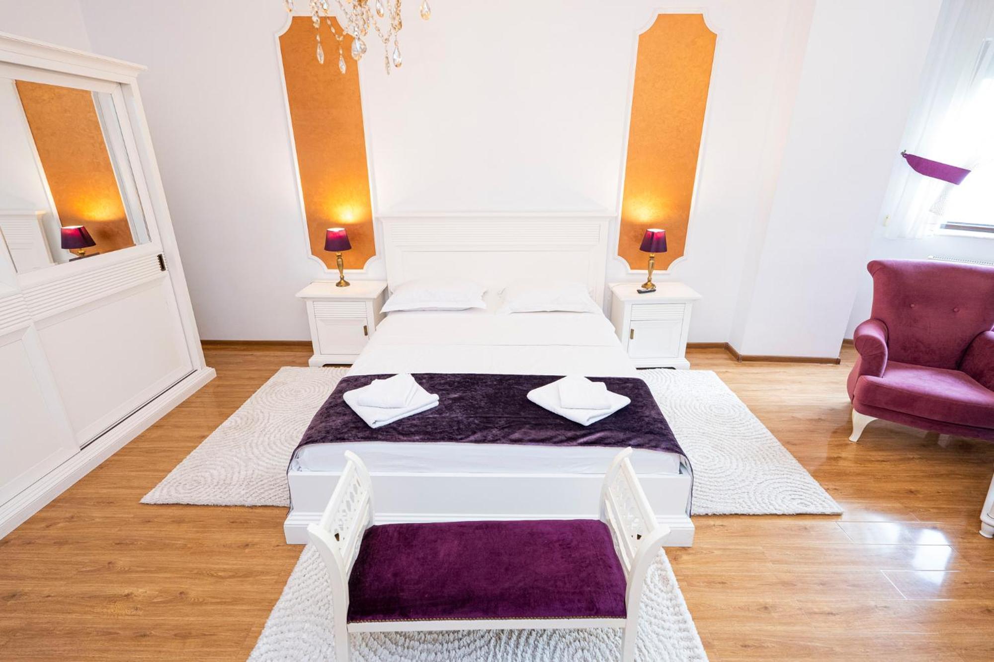 Noblesse Suite Galaţi Eksteriør billede